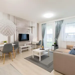 Downtown Residences Leo - Ac, Elevator, Terrace Apartament Budapesta
