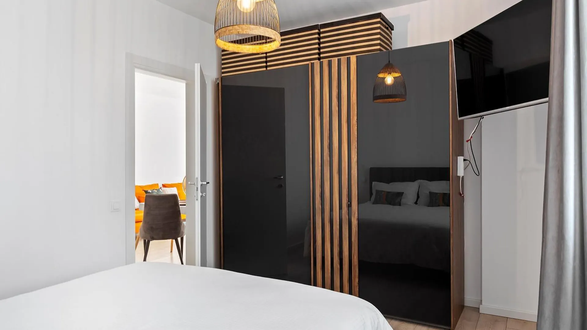 Cozy Flat North Bucharest Apartment